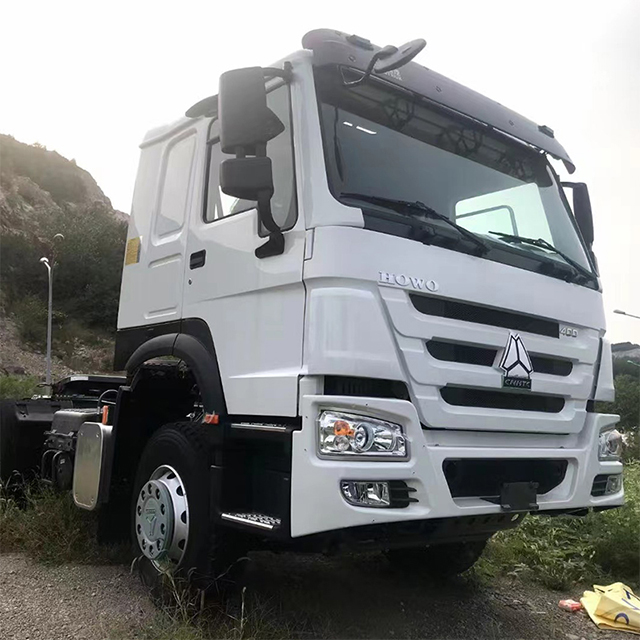 Brand New Sinotruk HOWO 400HP 430 HP Tractor Truck Head 6*4 Tractor Truck
